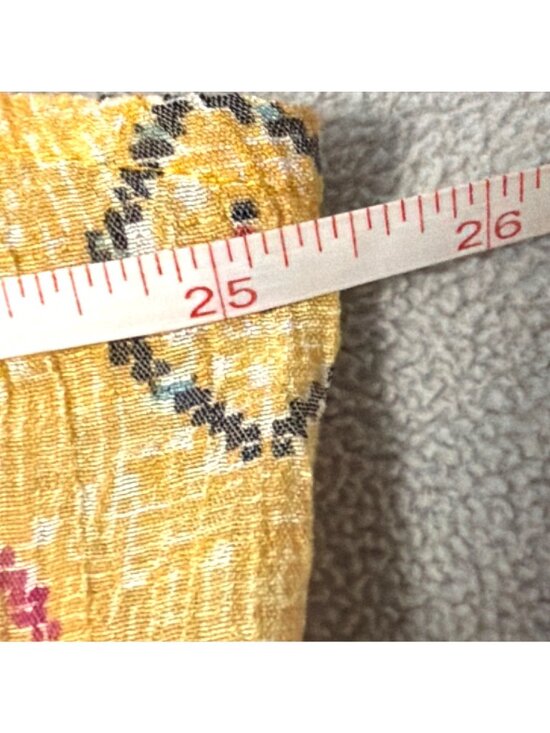 New Directions Curvy Yellow Sleeveless Blouse Tie Front & Button Closure Size 2X - Picture 5 of 6